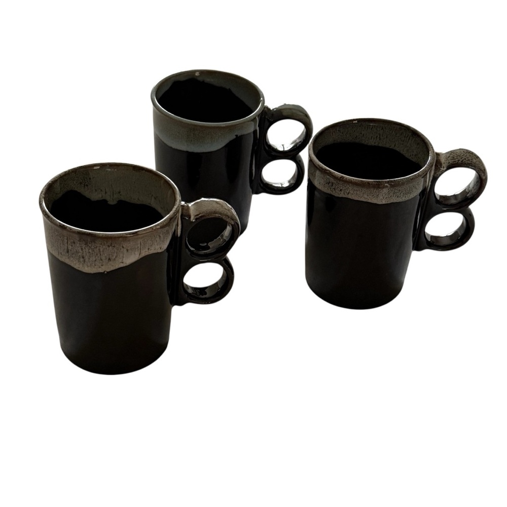Set of 3 Vintage MCM Brown Drip Design Two Finger Hole Handle Pottery Mugs Japan - Picture 5 of 7